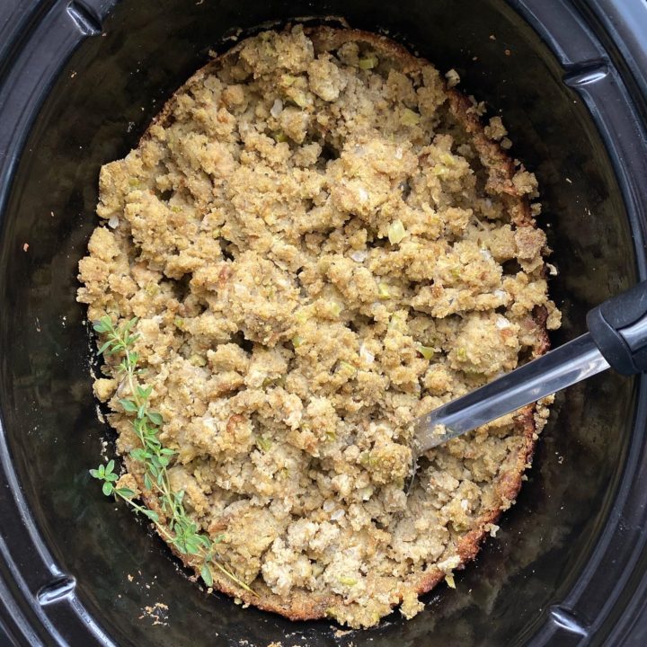 Crockpot Slow Cooker Cornbread Dressing
