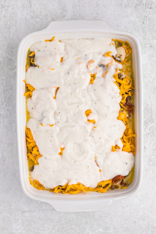 Easy Biscuits and Gravy Casserole Recipe - blackpeoplesrecipes.com
