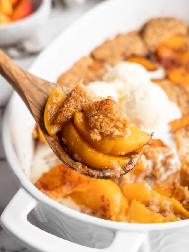 Peach Cobbler Desserts Recipe – Old Fashioned  Vegan