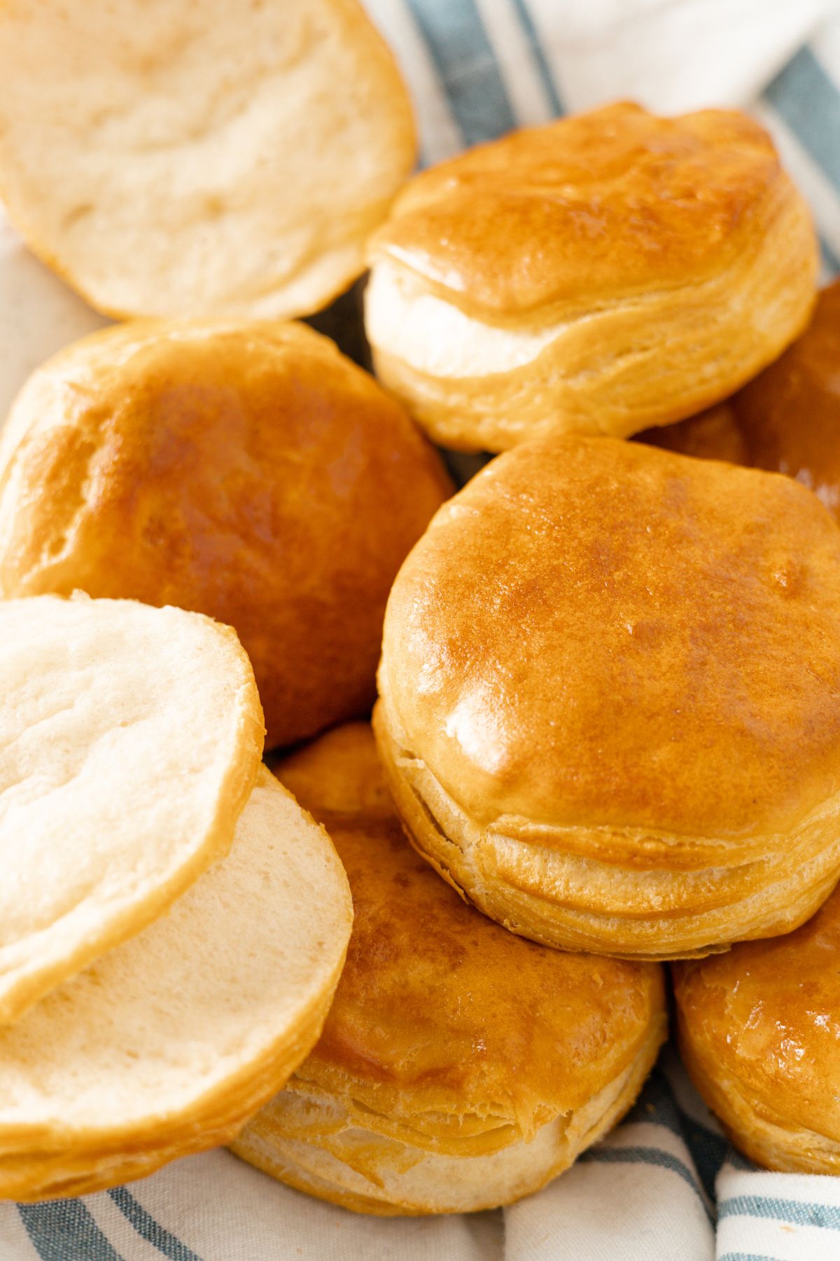 Biscuits cooked using an air fryer
