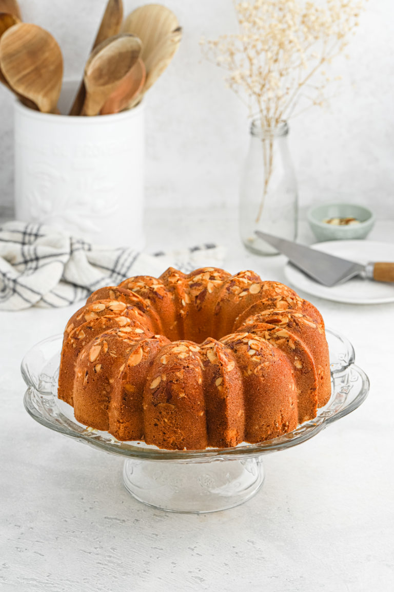 A delicious almond cold oven pound cake ready to enjoy