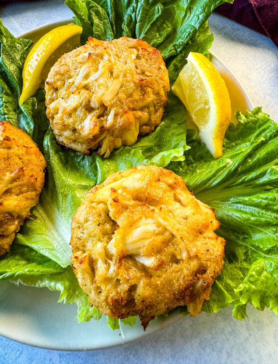 Maryland Crab Cakes - blackpeoplesrecipes.com